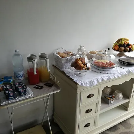 Il Colle Fiorito Oleggio Castello